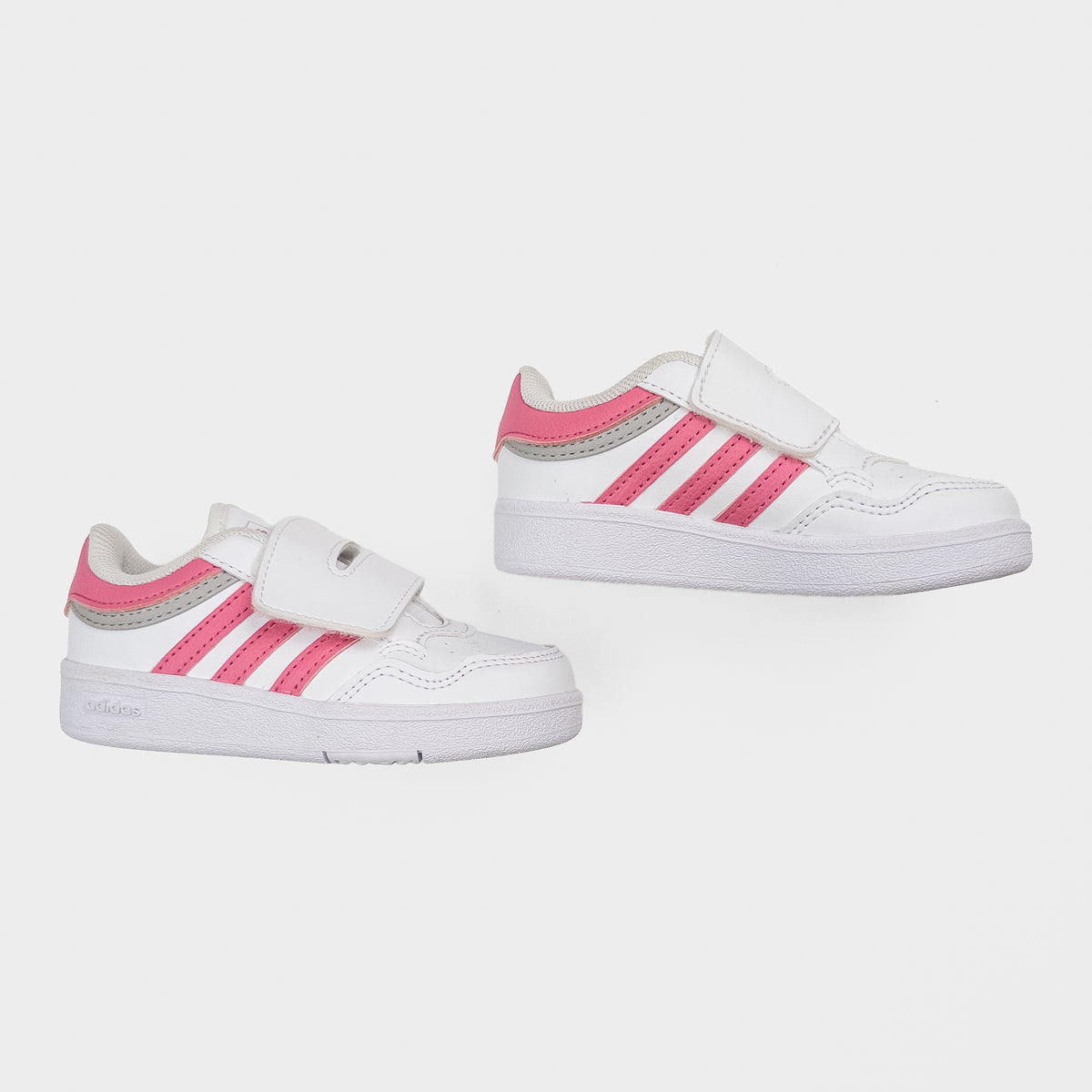 Adidas - Souliers - Grandeur 7 (2-3 ans approx)
