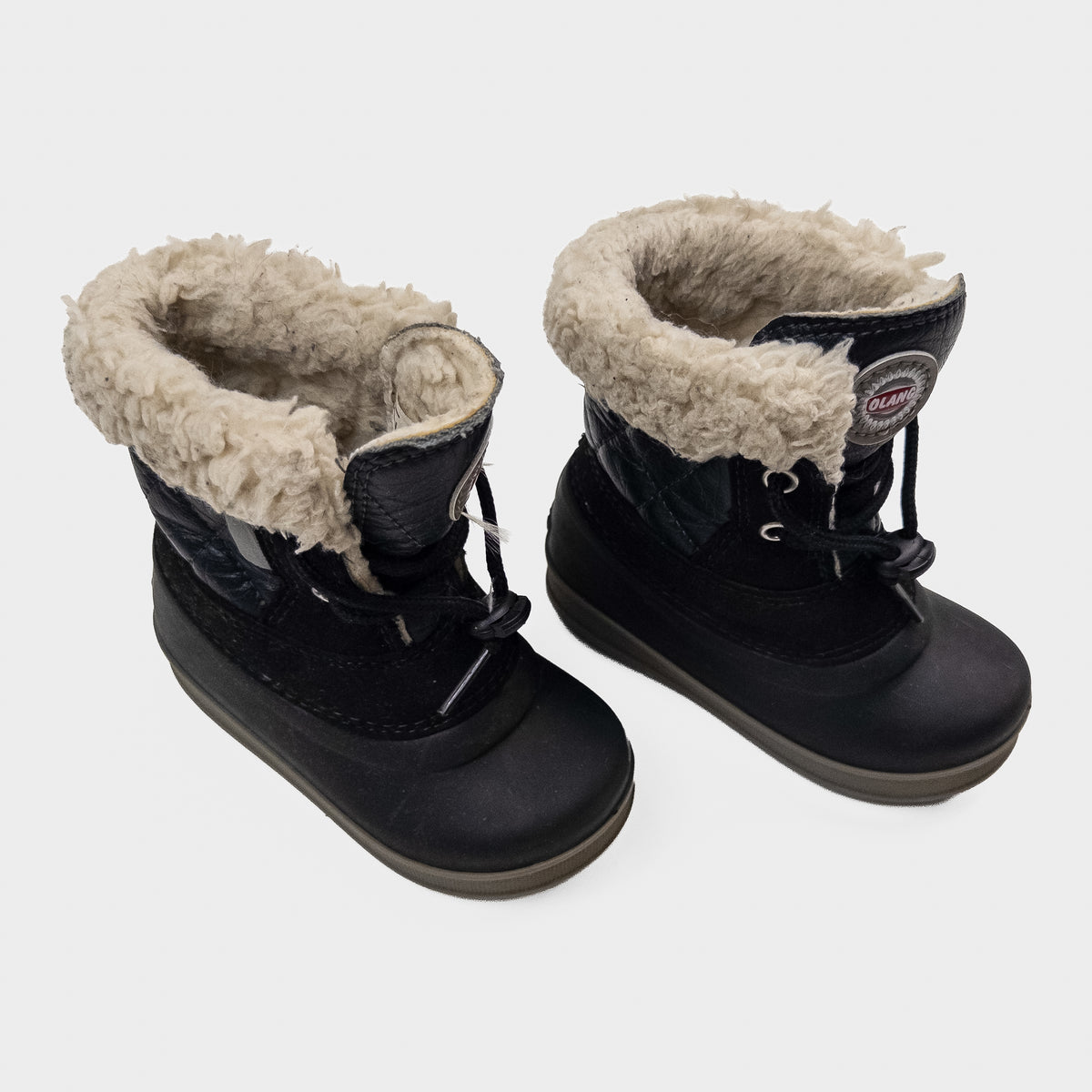 Olang - Bottes - 21 EUR (2 ans approx) *