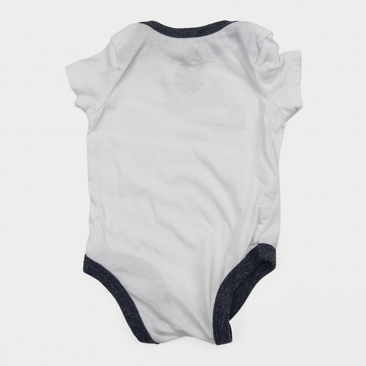 Nike - Cache-couche d'occasion pour garçon, 3 mois - vêtements seconde main Floralie