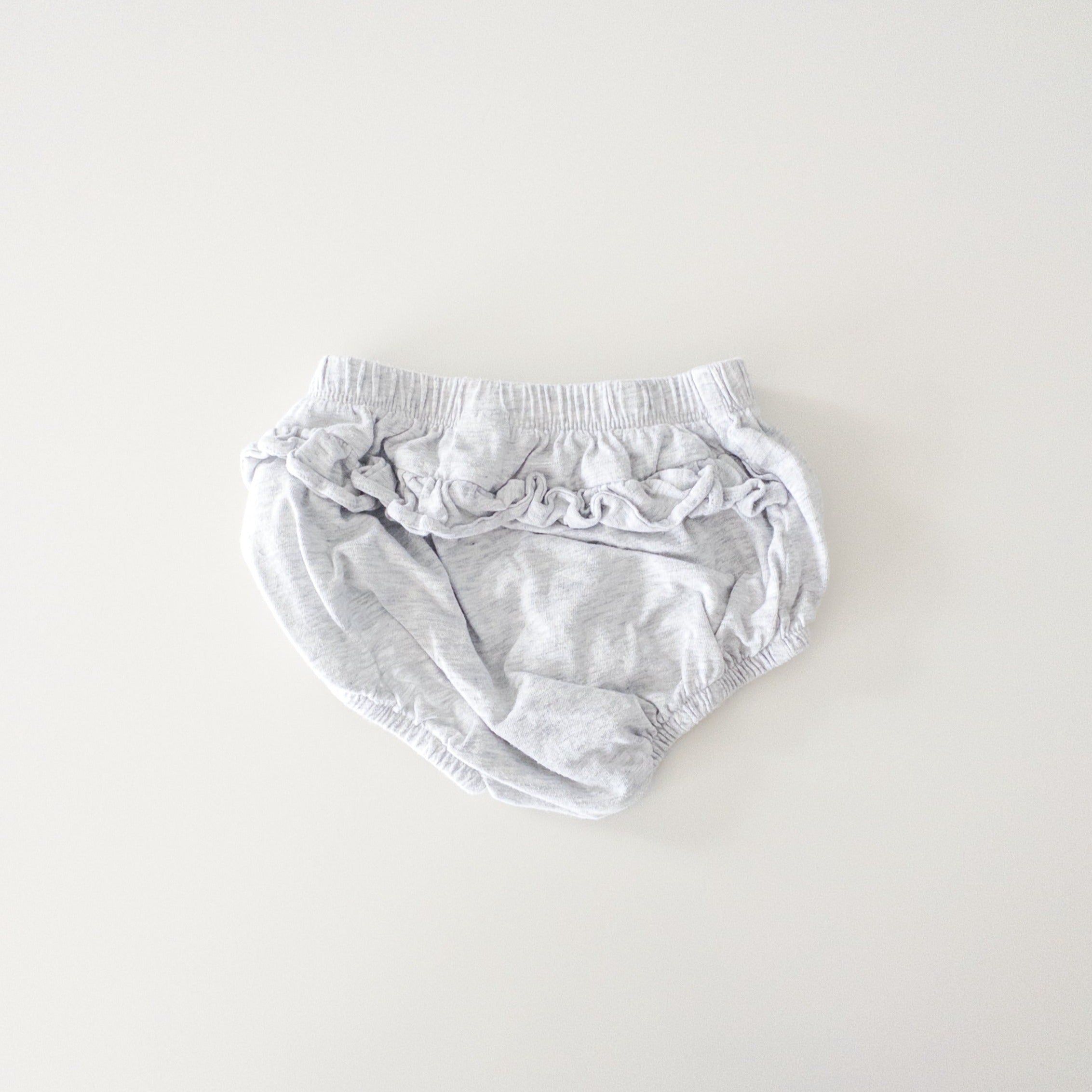 Old Navy - Shorts - 12-18 months