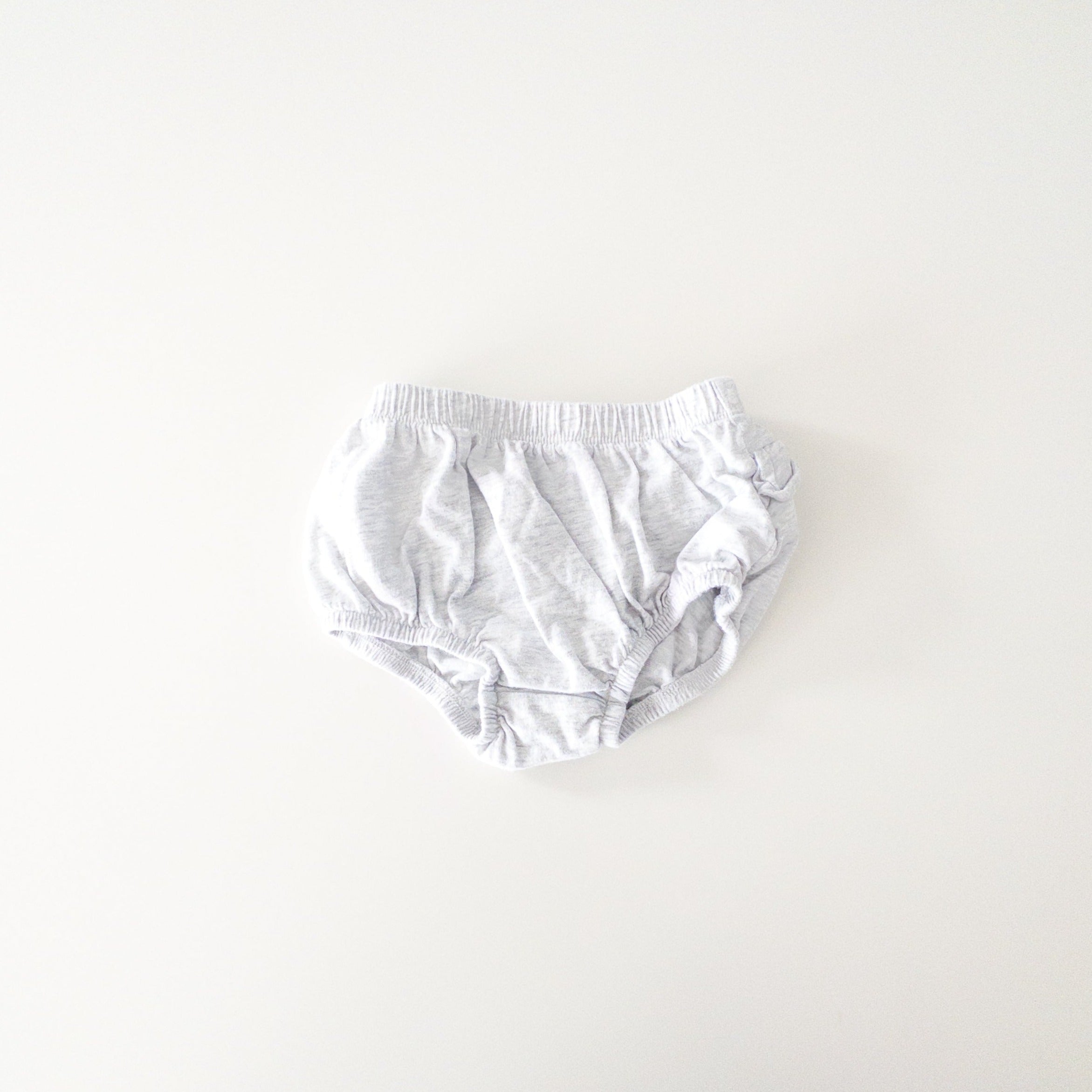 Old Navy - Shorts - 12-18 months