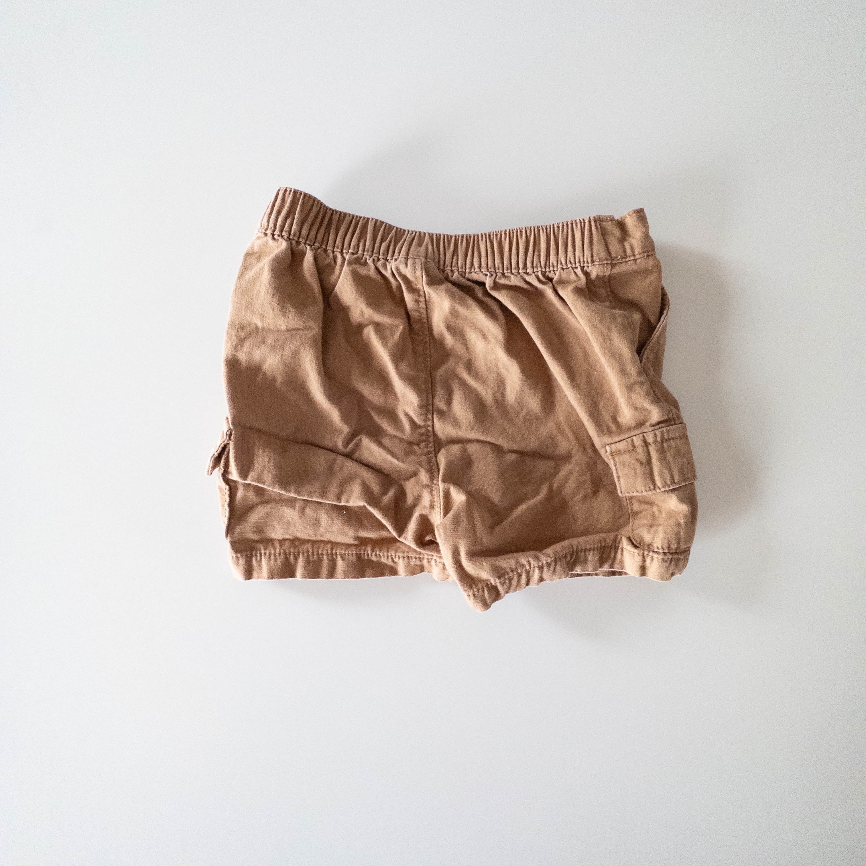 Old Navy - Shorts - 6-12 months
