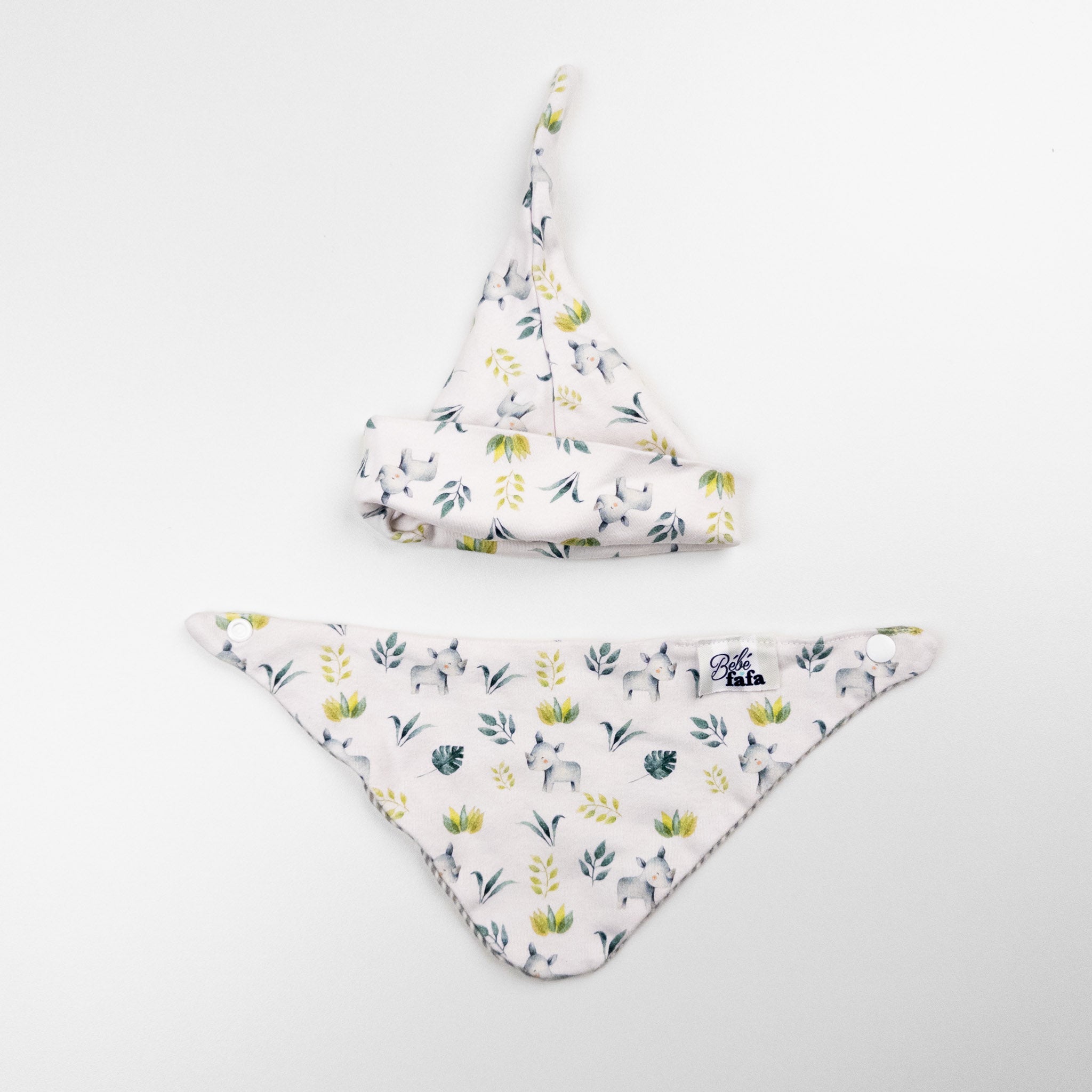 Bébé Rafa - Tuque et bavoir - 0-3 mois (approx)