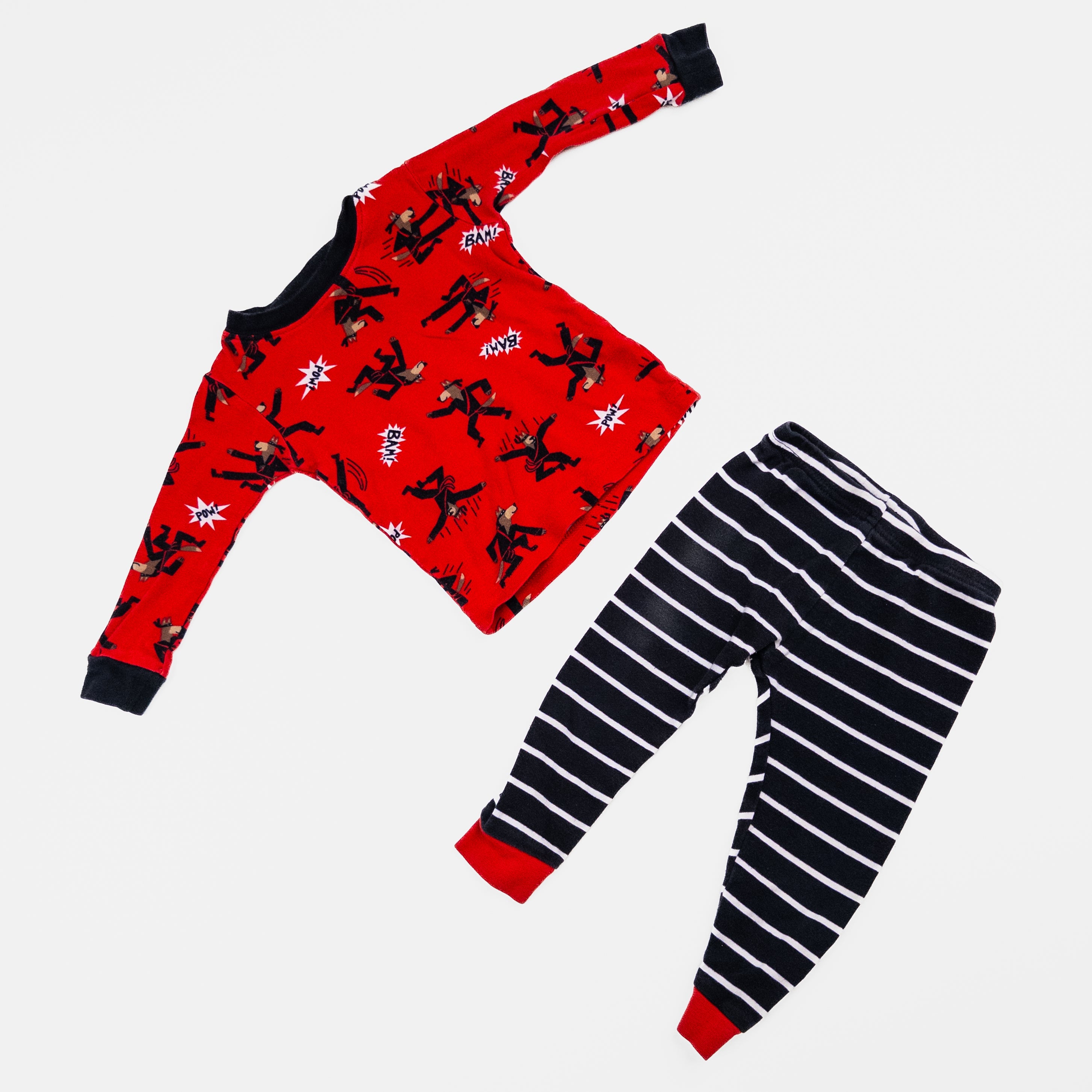 Carter's - Pyjama deux pièces - 18 mois *fait petit