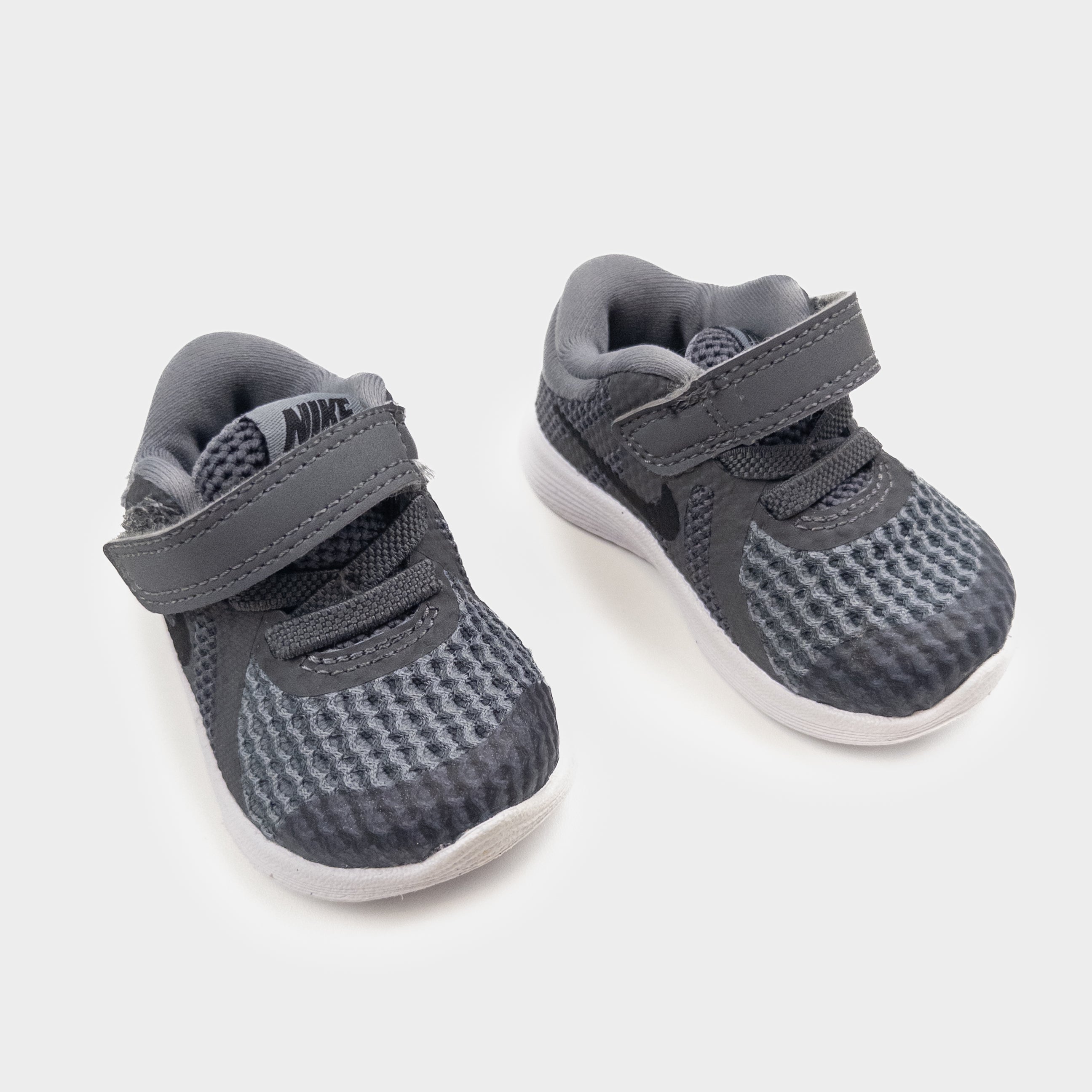 Nike - Chaussures - Grandeur 2 (3-6 mois approx)